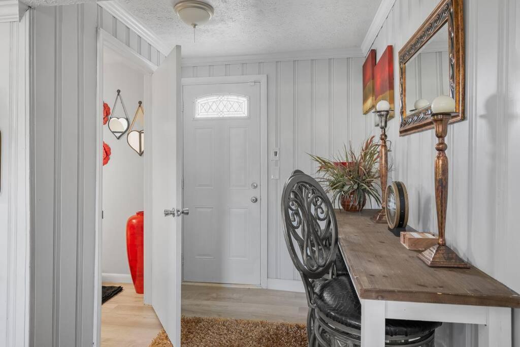 Stylish Haven 11 Minutes From The Richmond Airport Villa Exteriör bild