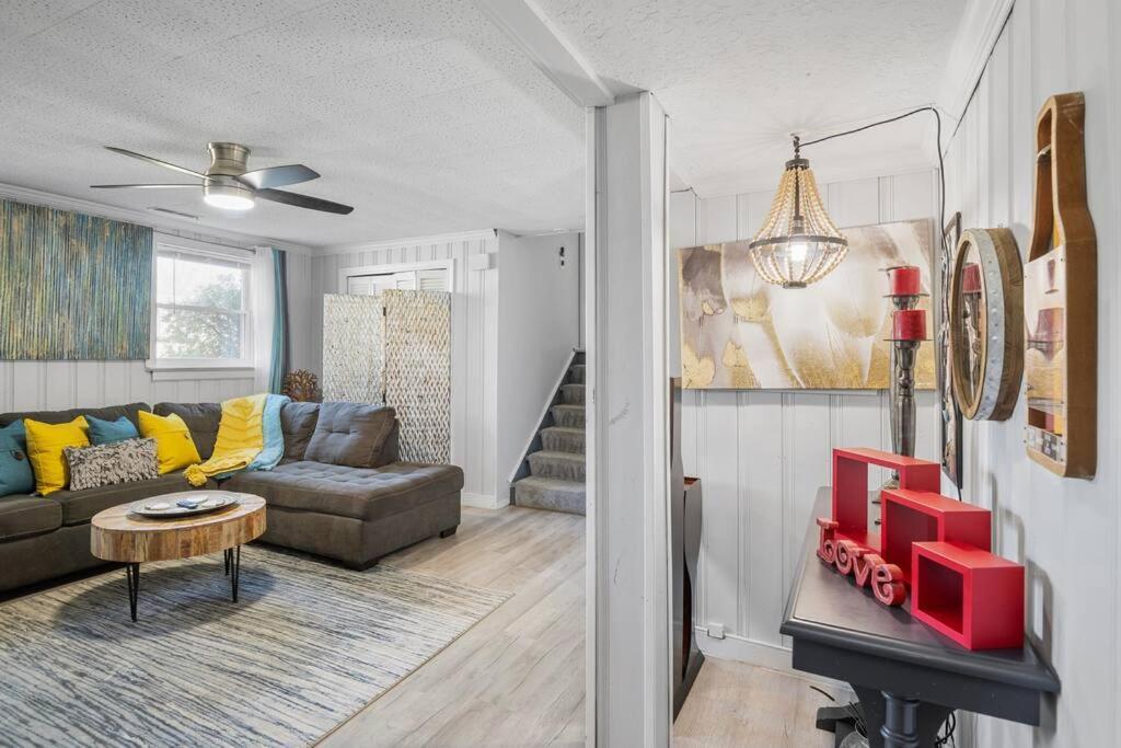 Stylish Haven 11 Minutes From The Richmond Airport Villa Exteriör bild
